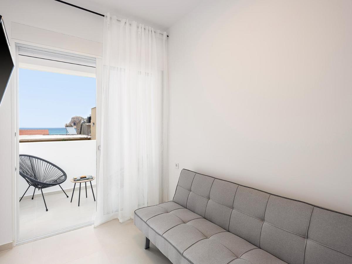 Astra boutique suites at Agia Marina Beach Extérieur photo